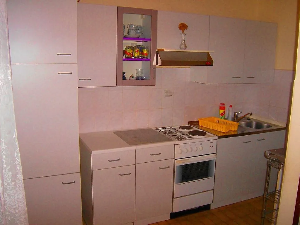 אומאג Apartments Rukavina 0*,  קרואטיה