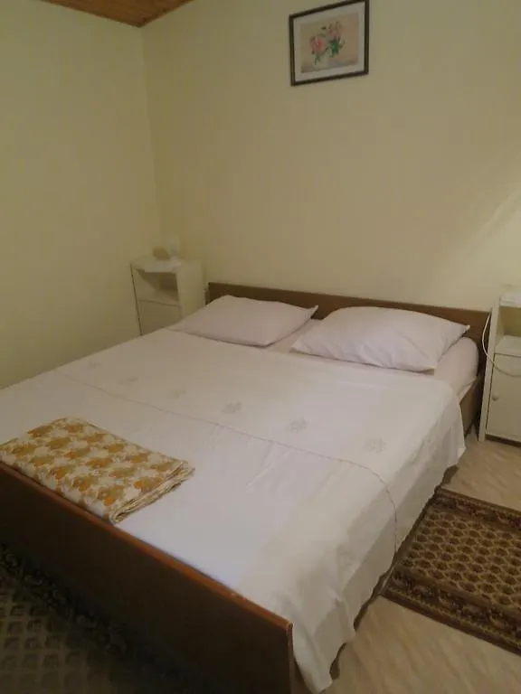 אומאג Apartments Rukavina
